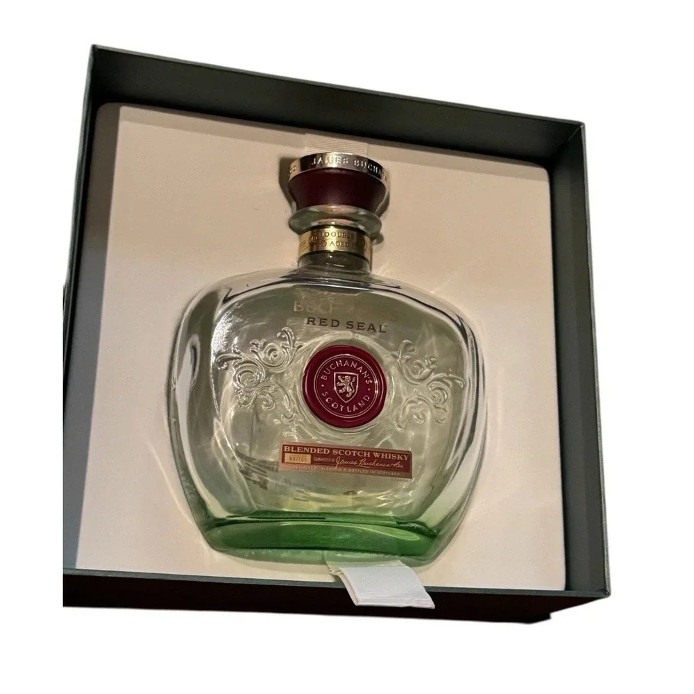 James Buchanan's Red Seal Empty Scotch Whisky Decanter Bottle w/ Box Barware